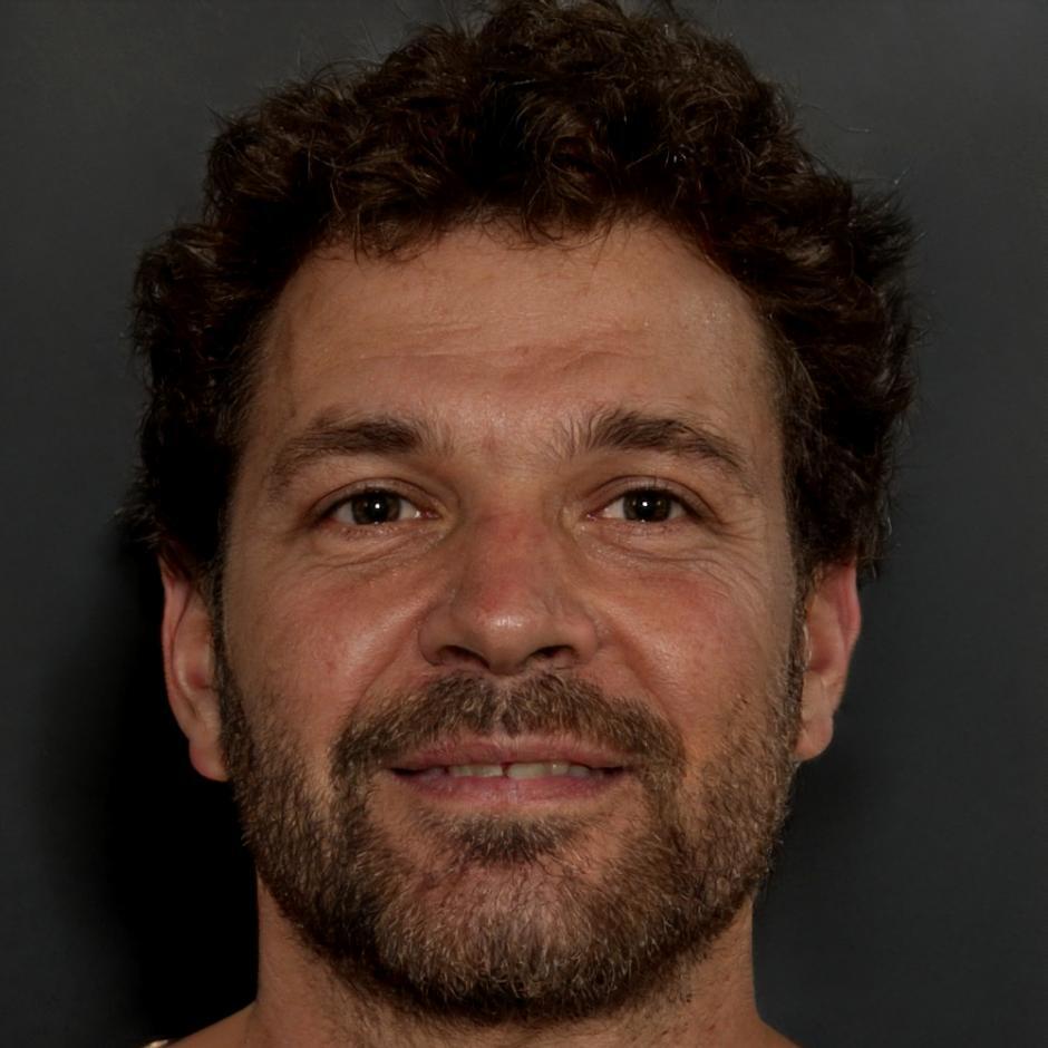 Retrato profesional de Gorka Villaescusa, Especialista en Automatización Financiera